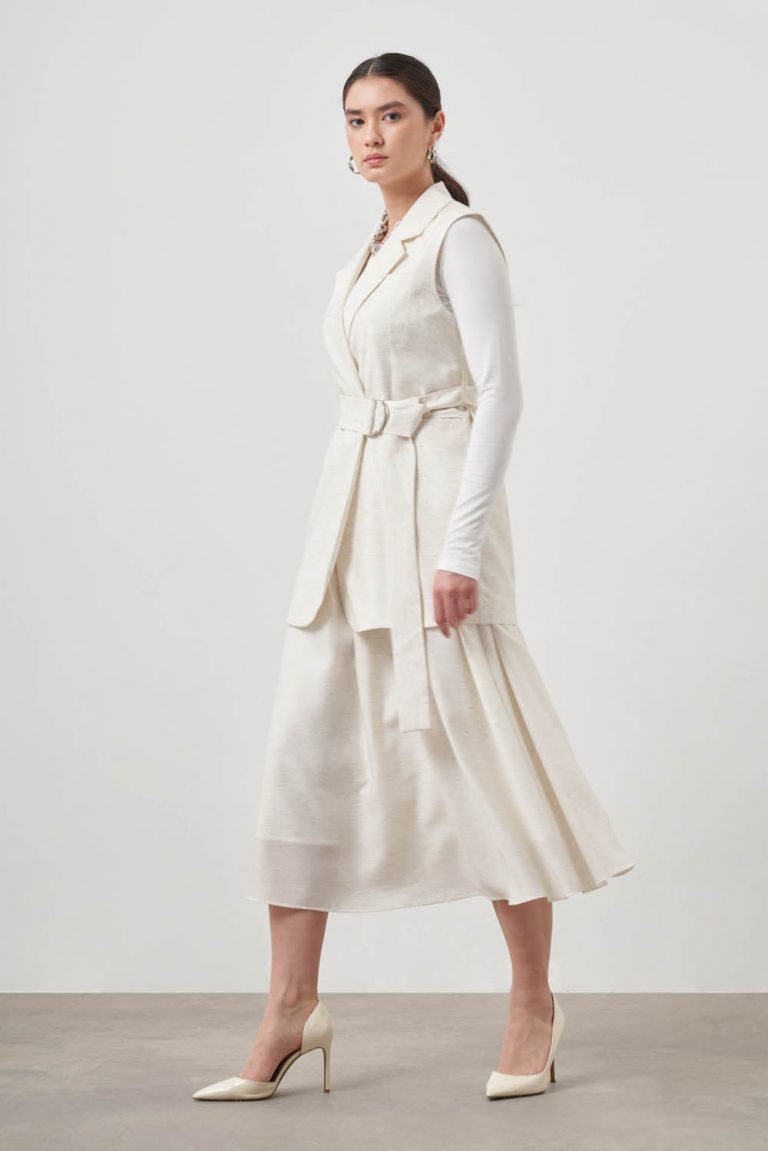 Mizalle Keten Dokulu Kemerli Ekru Yelek - Mizalle