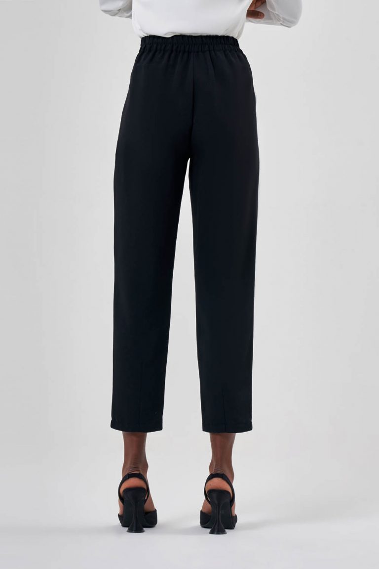 Mizalle Keten Dokulu Fit Siyah Pantolon - Mizalle