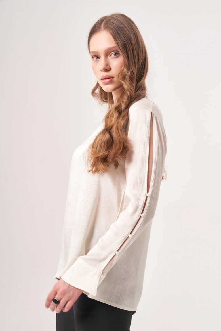 Kolu Detaylı Uzun Ekru Bluz - Mizalle