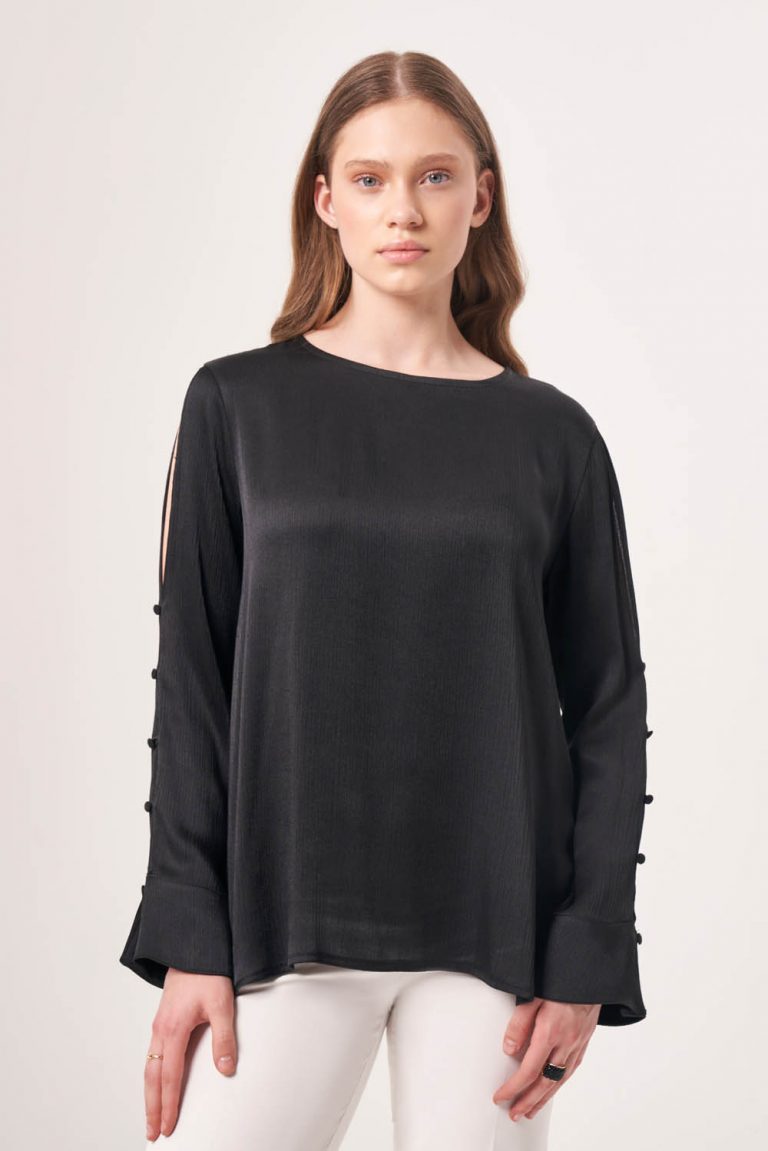 Mizalle Kol Detaylı Yuvarlak Yaka Siyah Şifon Bluz - Mizalle