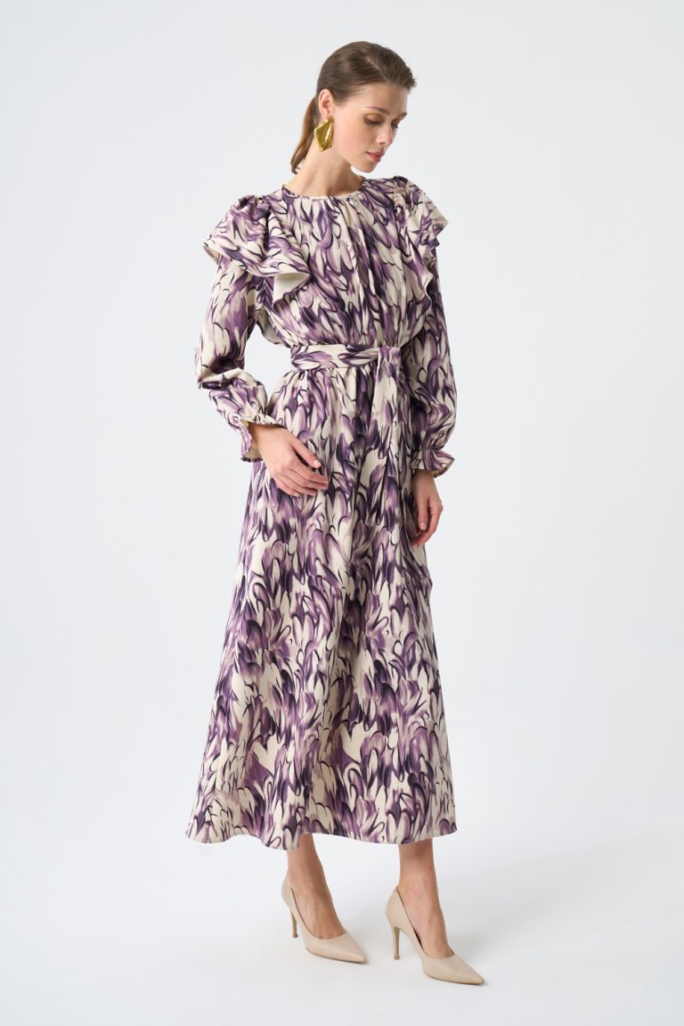 Mizalle Volan Detaylı Lila Desenli Uzun Kollu Maksi Elbise - Mizalle