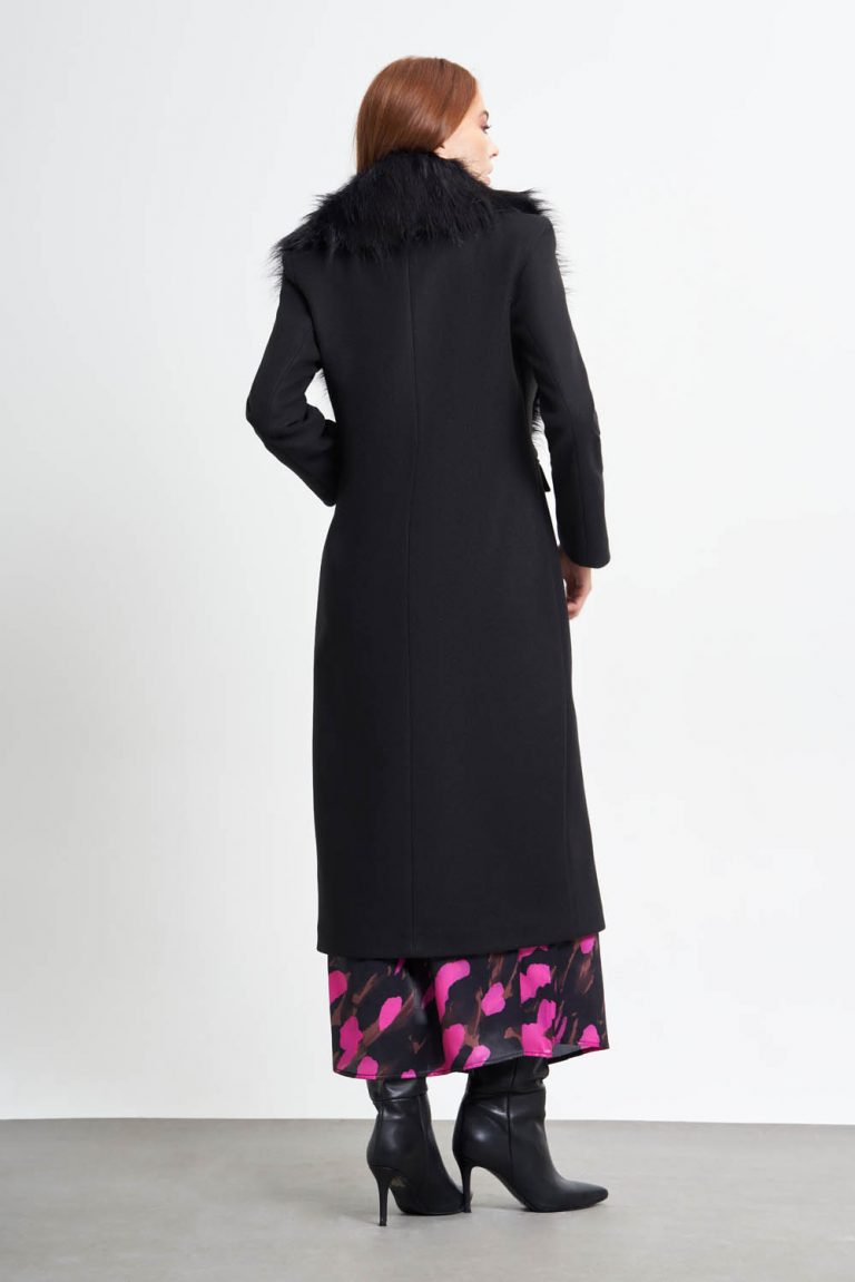 Kürk Detaylı Siyah Kaban - Mizalle