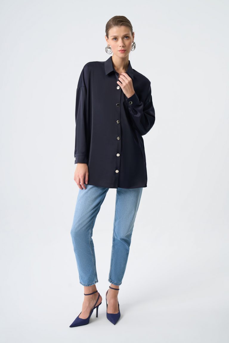 Mizalle Metal Düğmeli Lacivert Klasik Saten Gömlek - Mizalle