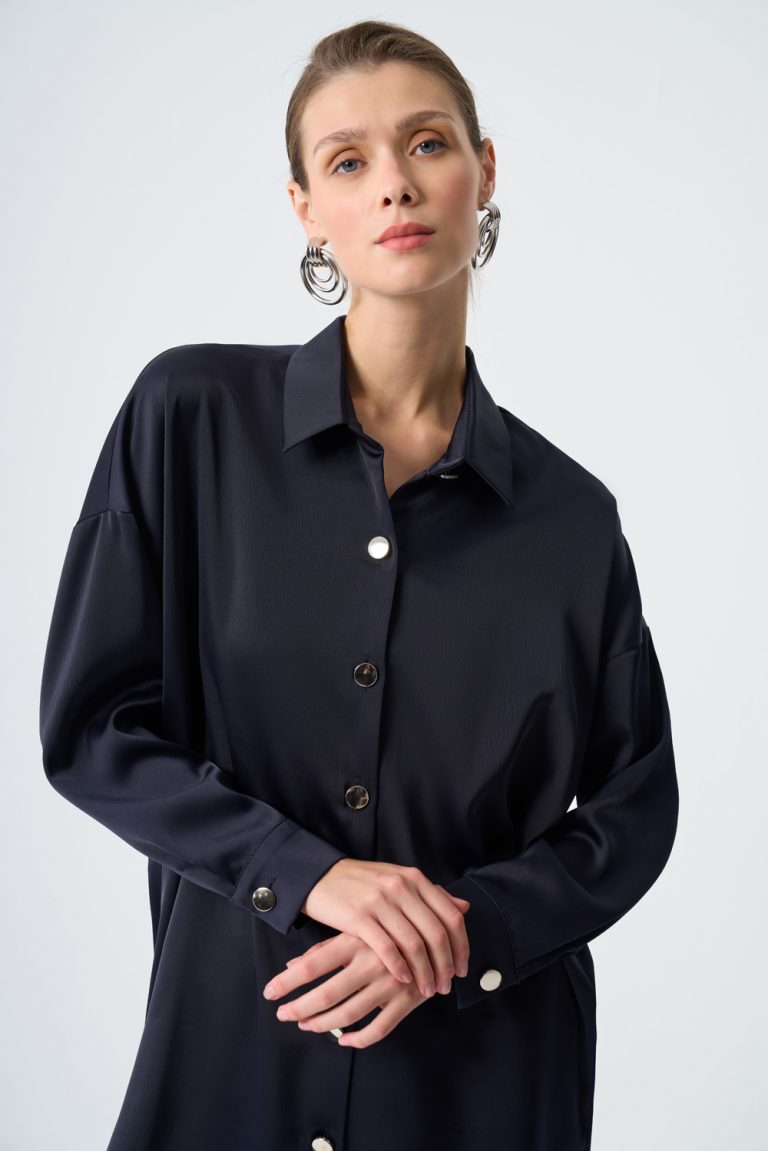 Mizalle Metal Düğmeli Lacivert Klasik Saten Gömlek - Mizalle