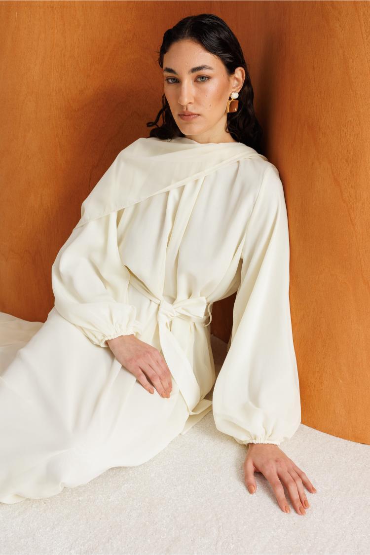 Mizalle Balon Kollu Kuşaklı Ekru Maksi Şifon Elbise - 1