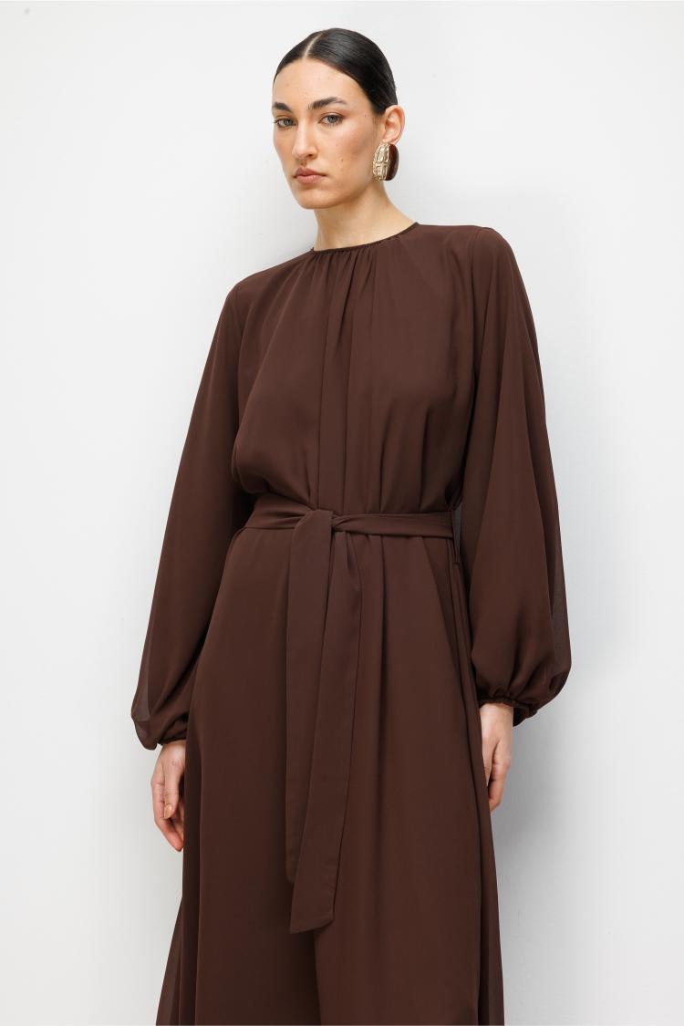 Mizalle Balon Kollu Kuşaklı Kahverengi Maksi Şifon Elbise - 4