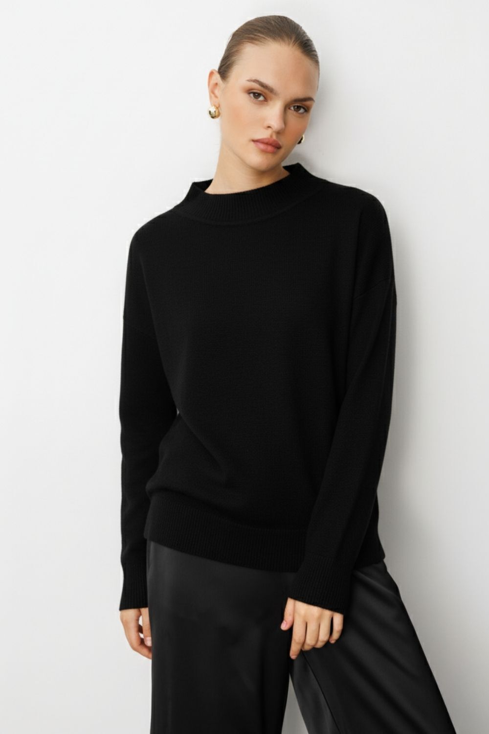 Mizalle Basic Yarım Balıkçı Siyah Triko Kazak - Mizalle