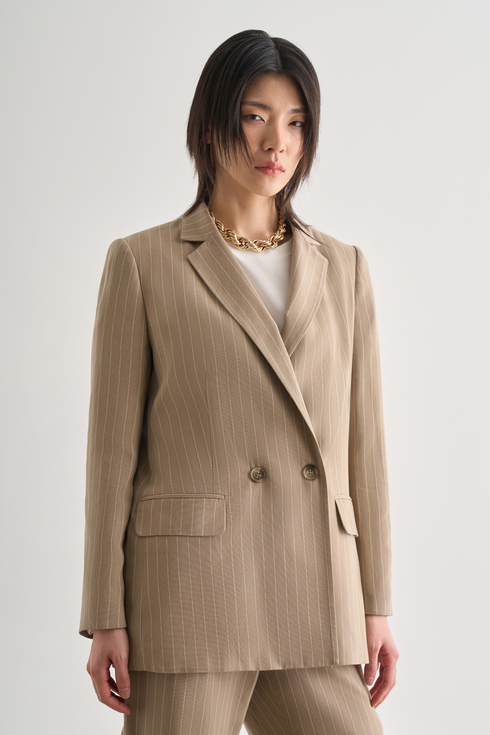 Mizalle Bej Rengi İnce Çizgili Anvelop Blazer Ceket