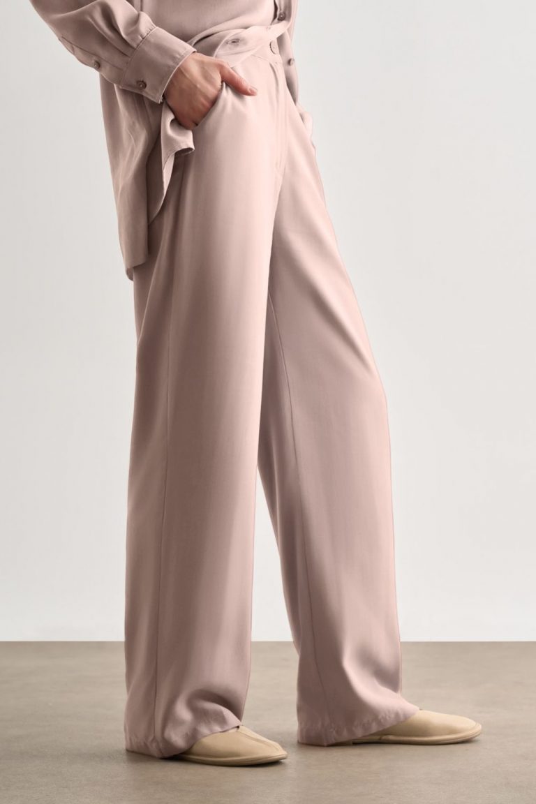 Mizalle Bej Rengi Kemerli Rahat Kesim Modal Pantolon - Mizalle