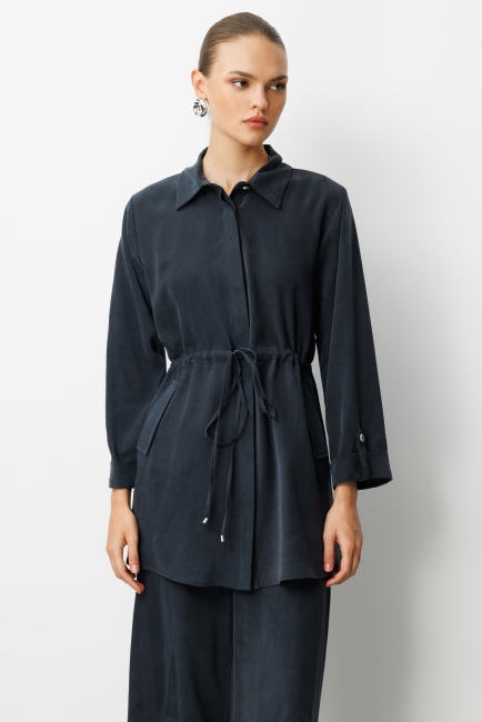 Mizalle - Mizalle Beli Büzgülü Siyah Cupro Tunik