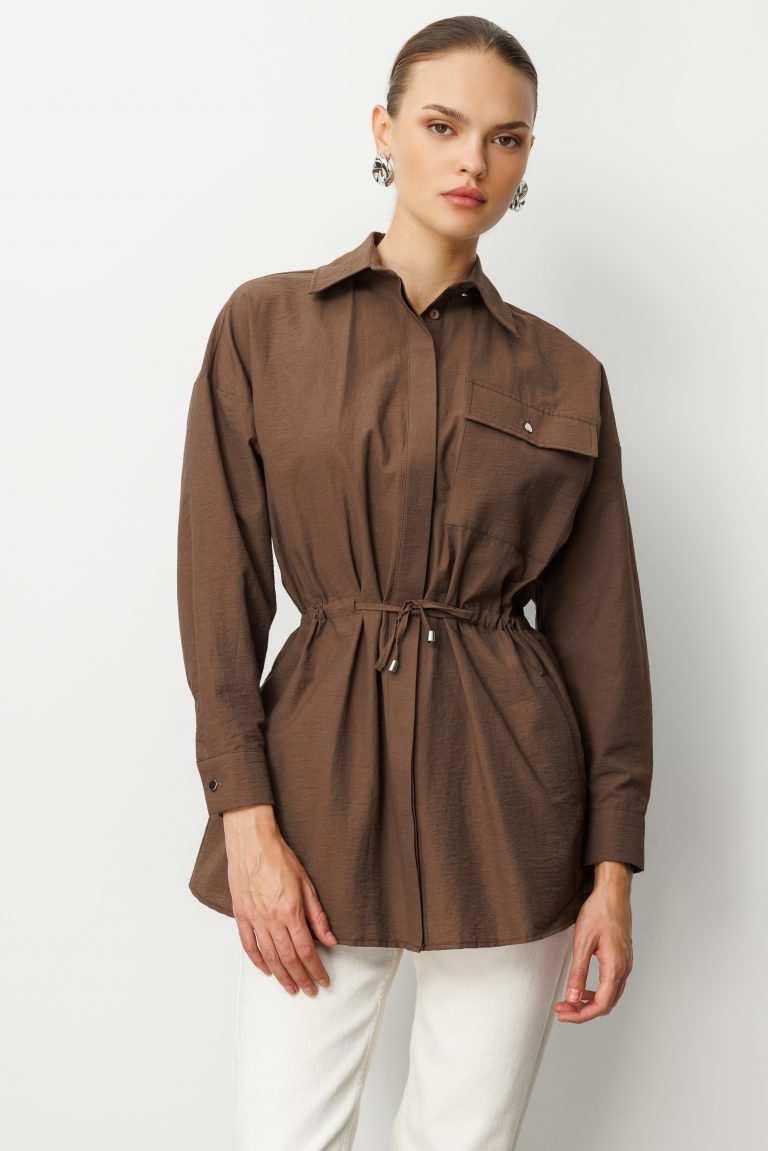 Mizalle Beli İp Büzgülü Kahverengi Paraşüt Trençkot Tunik - Mizalle