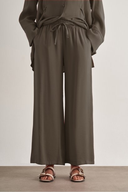 Mizalle Beli İpli Modal Karışımlı Vizon Rengi Rahat Pantolon - Mizalle