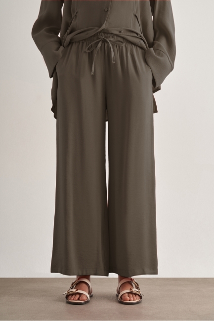 Mizalle - Mizalle Beli İpli Modal Karışımlı Vizon Rengi Rahat Pantolon Mizalle - Mizalle Beli İpli Modal Karışımlı Vizon Rengi Rahat Pantolon