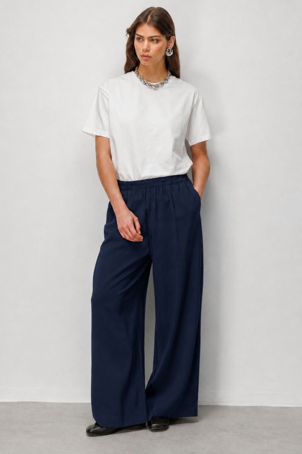 Mizalle Beli Lastikli Modal Dokulu Lacivert Pantolon - 1
