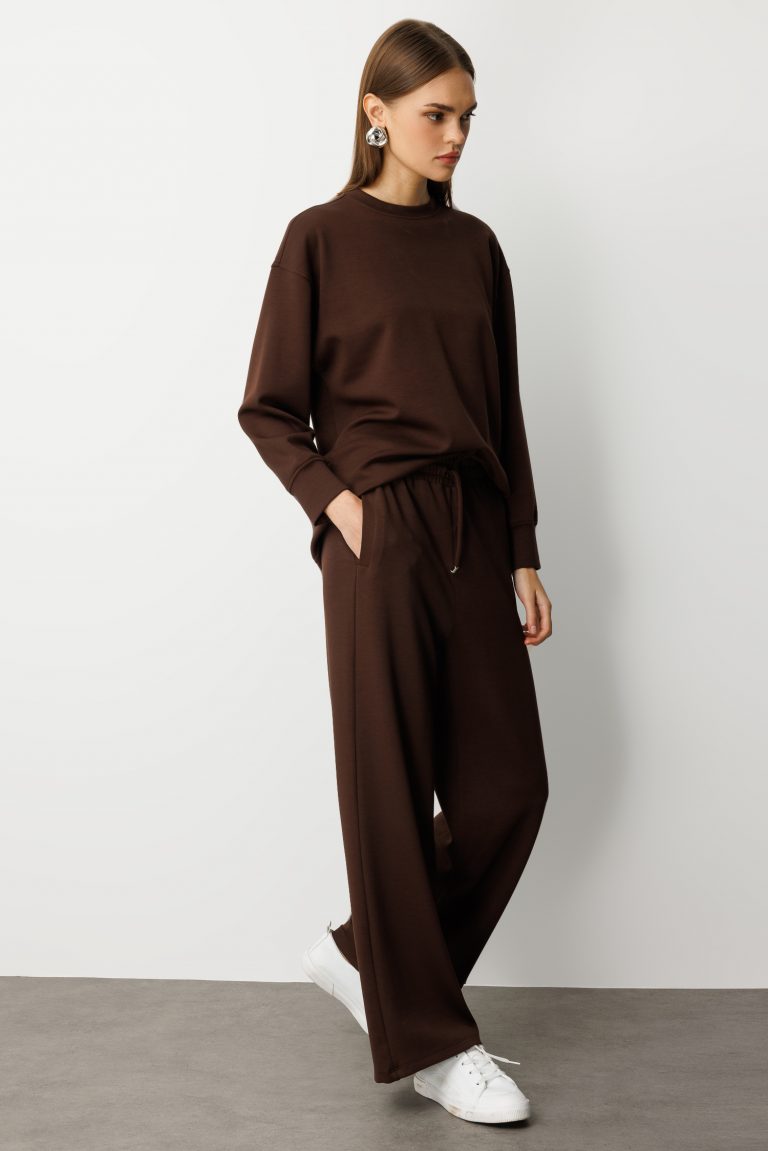 Mizalle Beli Lastikli Yumuşak Dokulu Kahverengi Jogger Panton - Mizalle