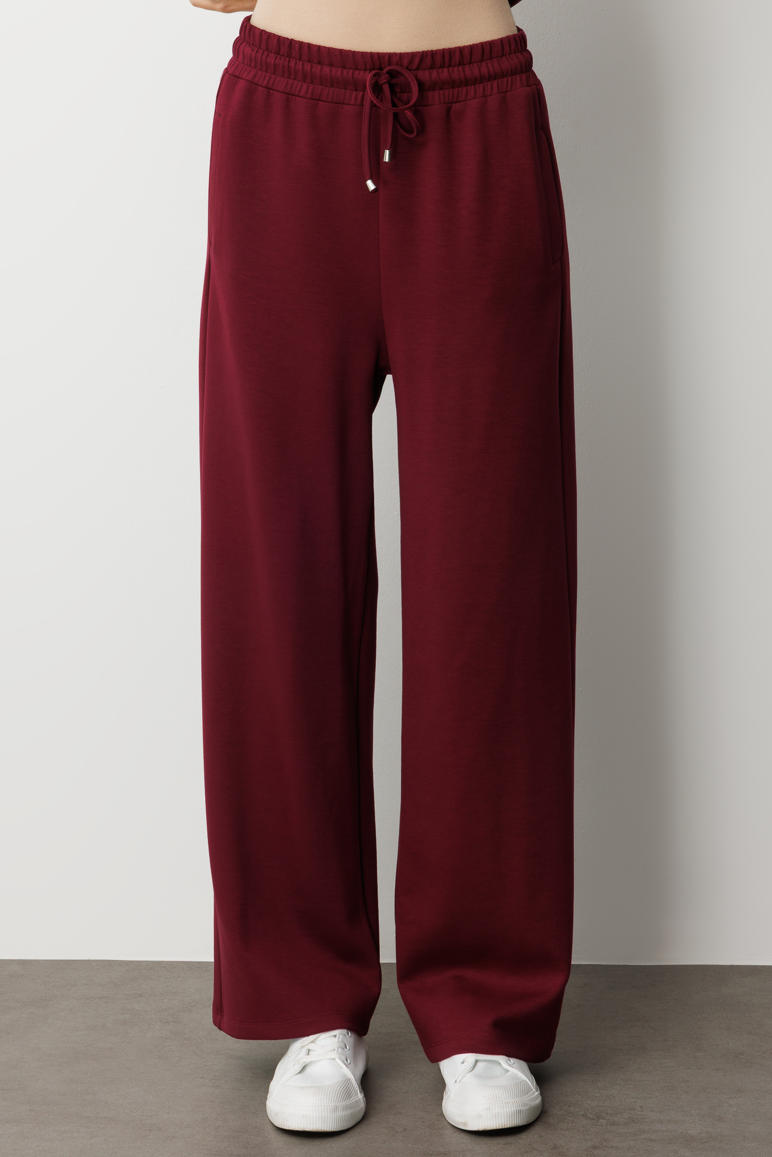 Mizalle Beli Lastikli Yumuşak Dokulu Mürdüm Jogger Pantolon - Mizalle