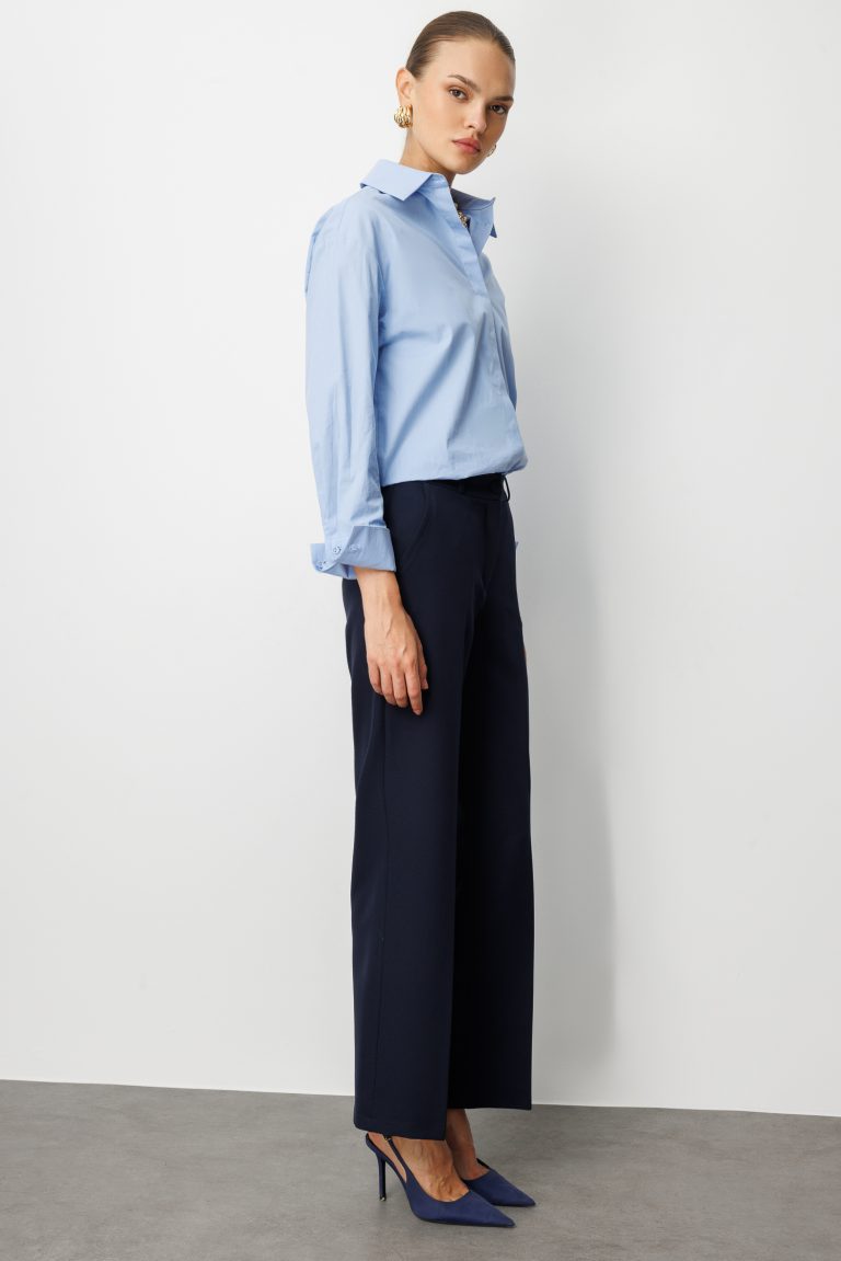 Mizalle Cepli Klasik Lacivert Kumaş Pantolon - Mizalle