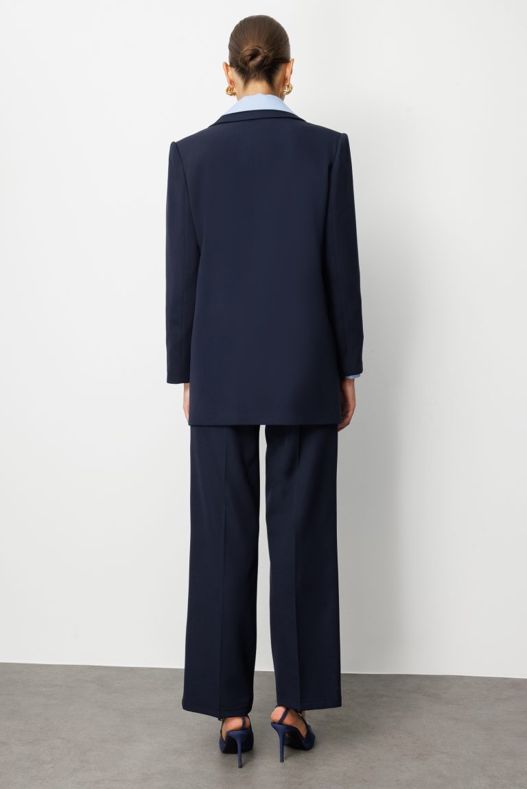 Mizalle Cepli Klasik Lacivert Kumaş Pantolon - Mizalle