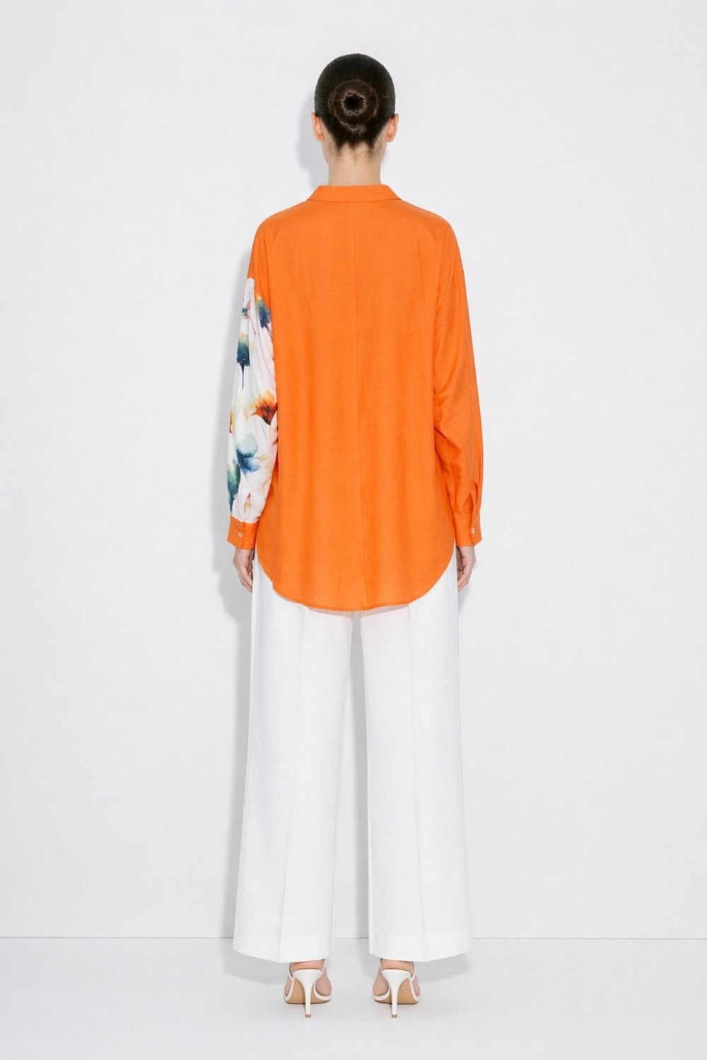 Mizalle Çiçek Desen Detaylı Hakim Yaka Turuncu Tunik - Mizalle