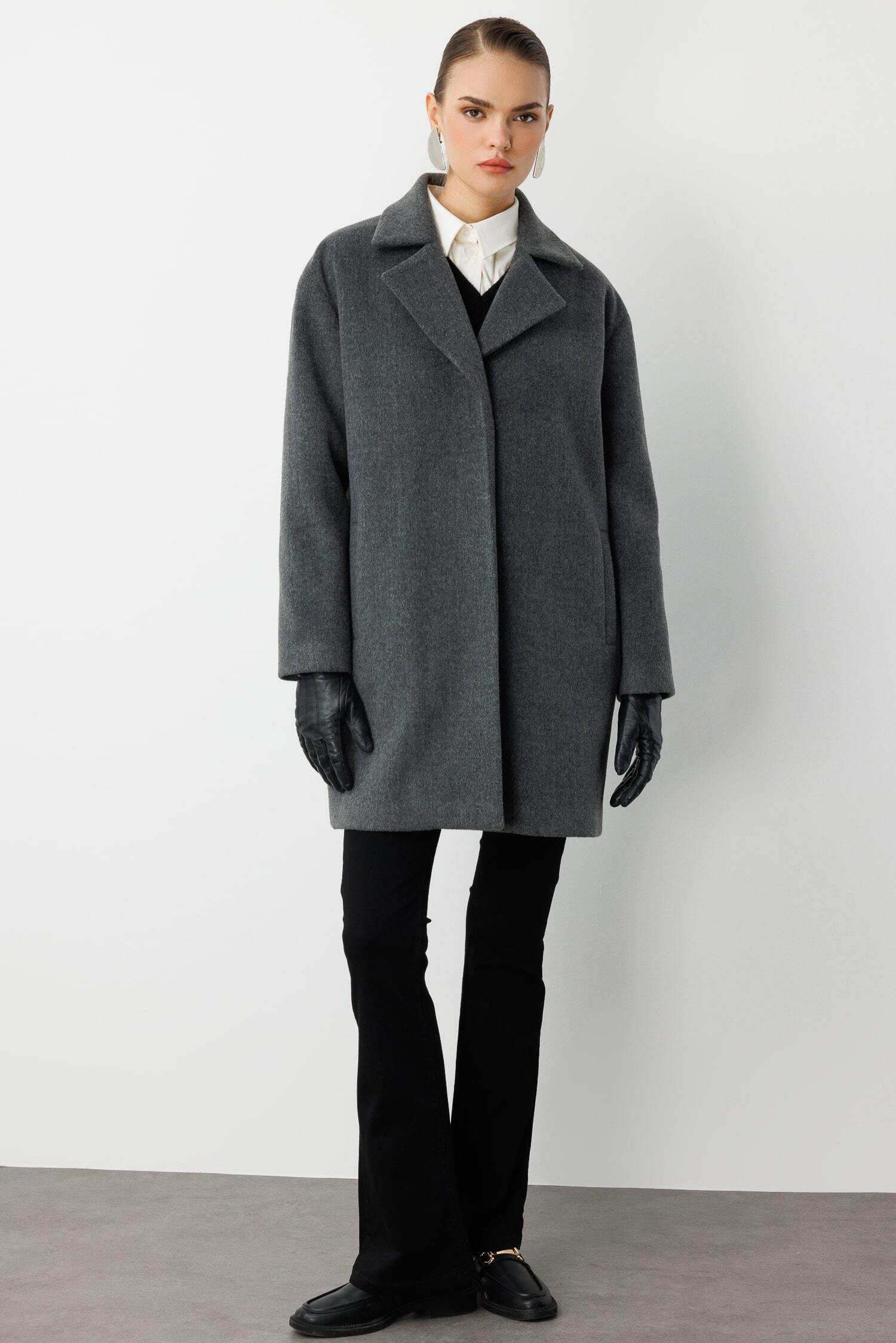 Mizalle Çıt Çıt Kapamalı Gri Yünlü Kısa Kaşe Kaban - 2