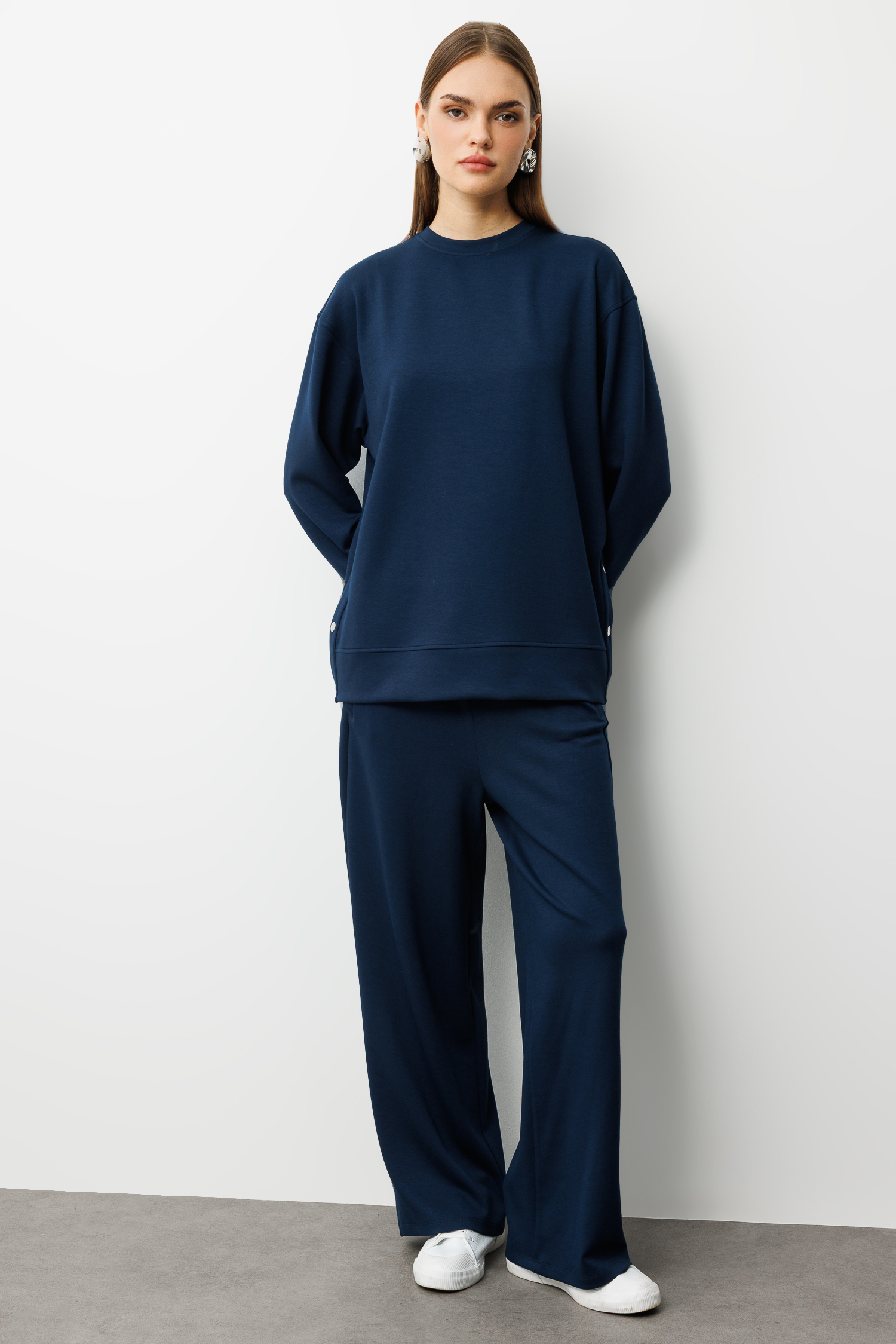 Mizalle Çıtçıtlı Yumuşak Dokulu İndigo Mavi Spor Tunik - Mizalle