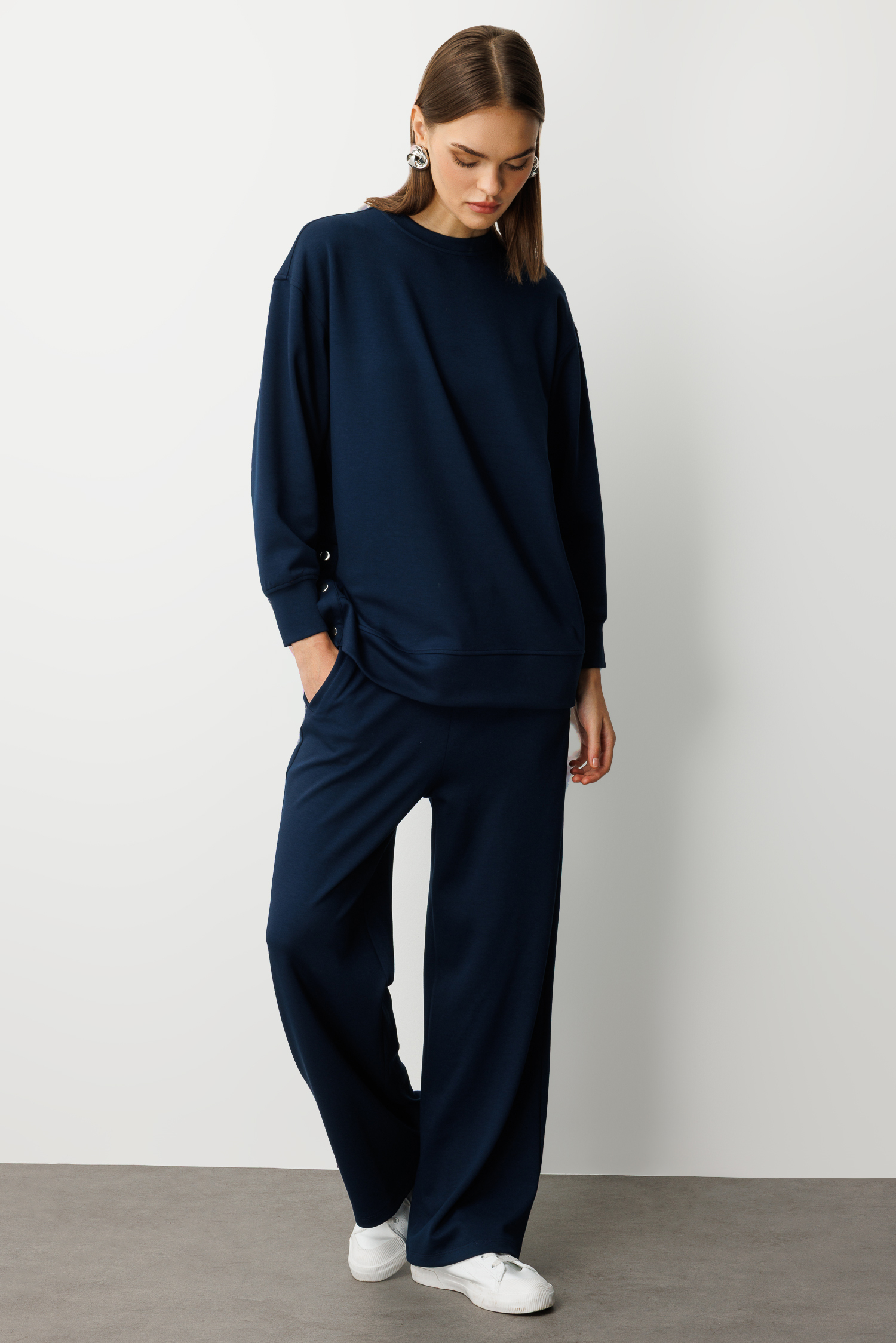 Mizalle Çıtçıtlı Yumuşak Dokulu İndigo Mavi Spor Tunik - Mizalle