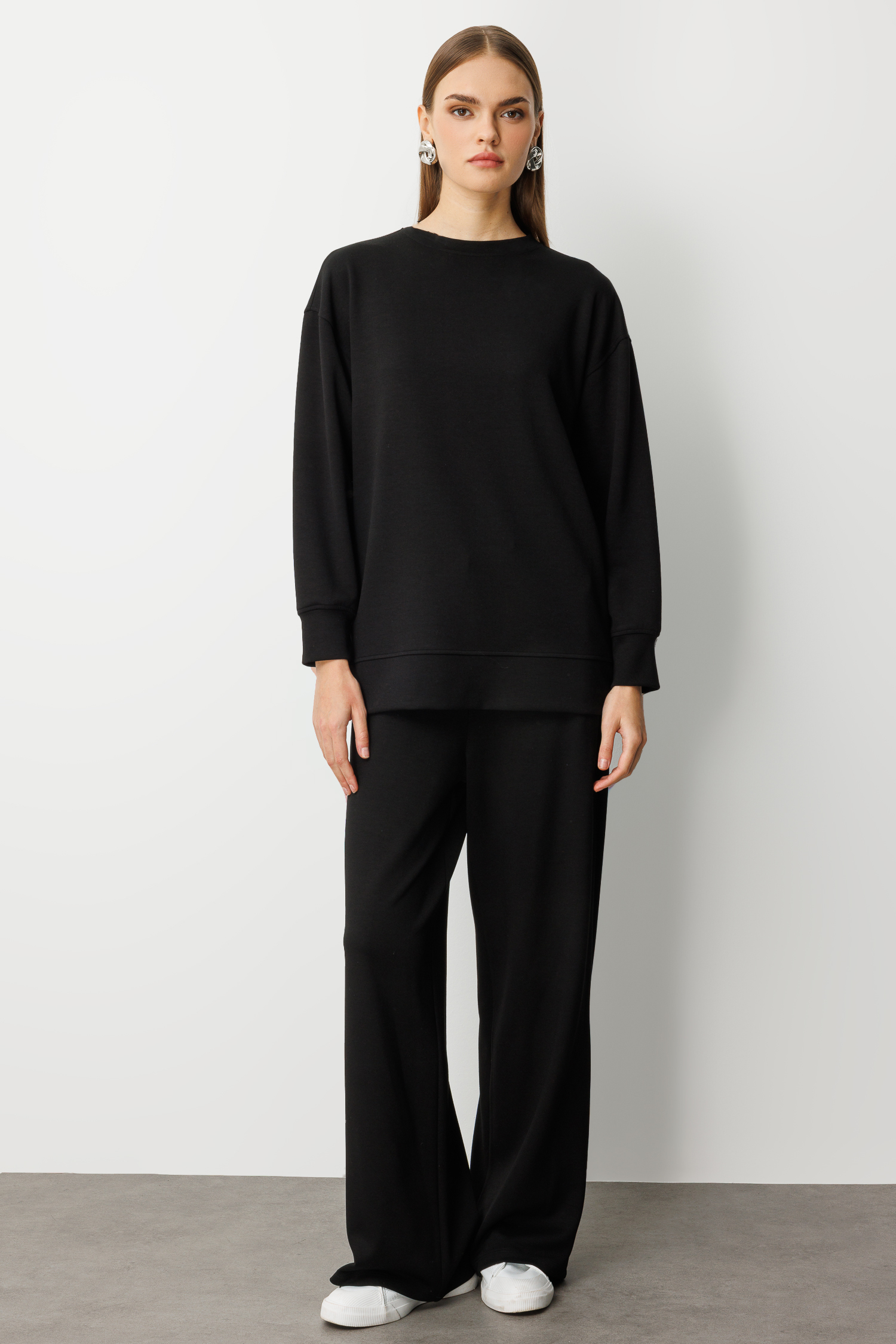 Mizalle Çıtçıtlı Yumuşak Dokulu Siyah Spor Tunik - 1