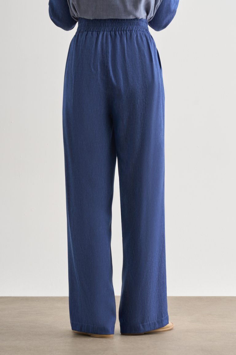 Mizalle Denim Dokulu Beli Lastikli Geniş Paça Pantolon - Mizalle