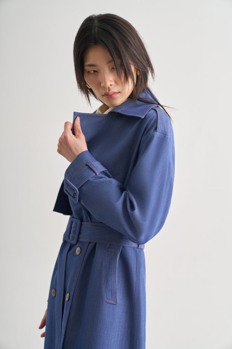 Mizalle Denim Dokulu Uzun İndigo Mavi Trençkot - Mizalle