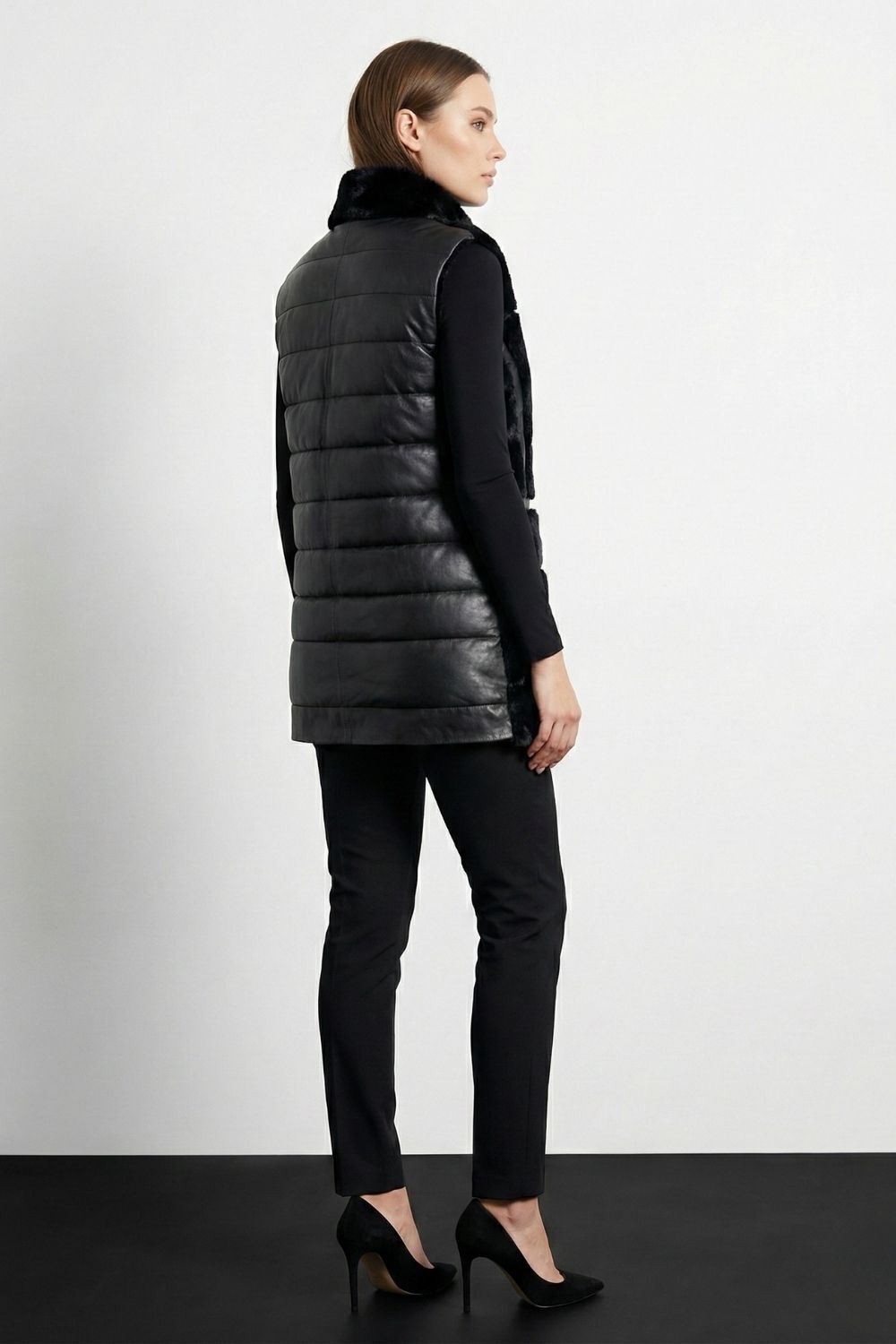 Mizalle Deri Detaylı Yüksek Yaka Uzun Kürk Yelek - Mizalle