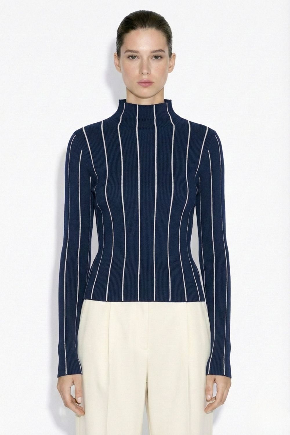 Mizalle Dik Yaka Lacivert Ekru Çizgili Triko Kazak - 1