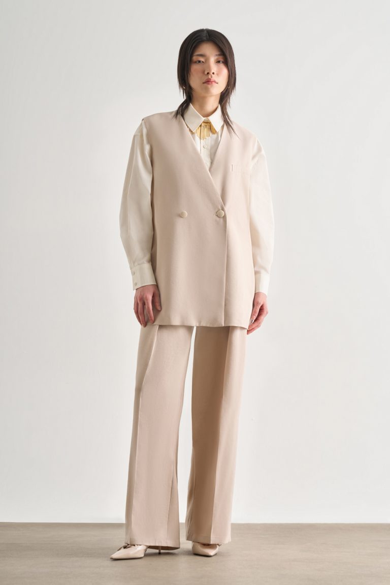 Mizalle Düğmeli Yakasız Taş Rengi Yelek - Mizalle