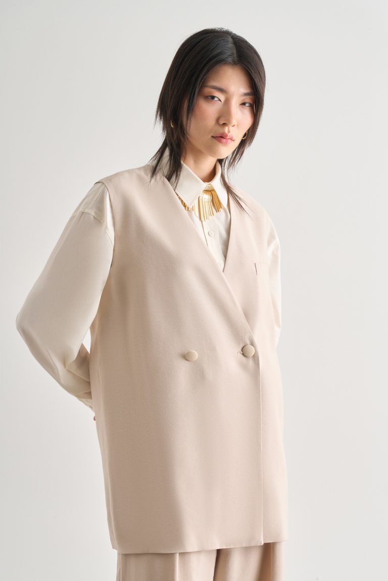 Mizalle Düğmeli Yakasız Taş Rengi Yelek - Mizalle