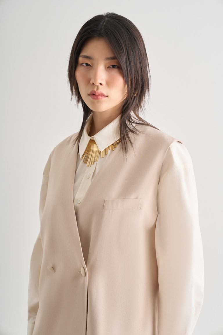 Mizalle Düğmeli Yakasız Taş Rengi Yelek - Mizalle