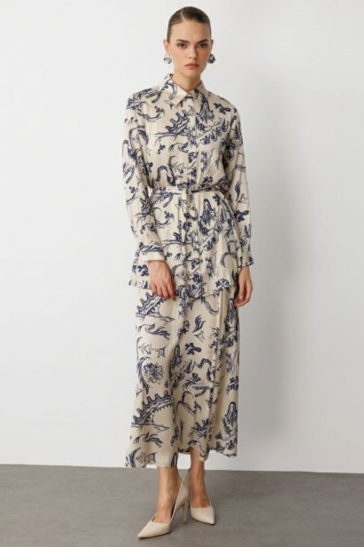 Mizalle Ekru Desenli Kuşaklı Saten Uzun Gömlek Tunik - Mizalle