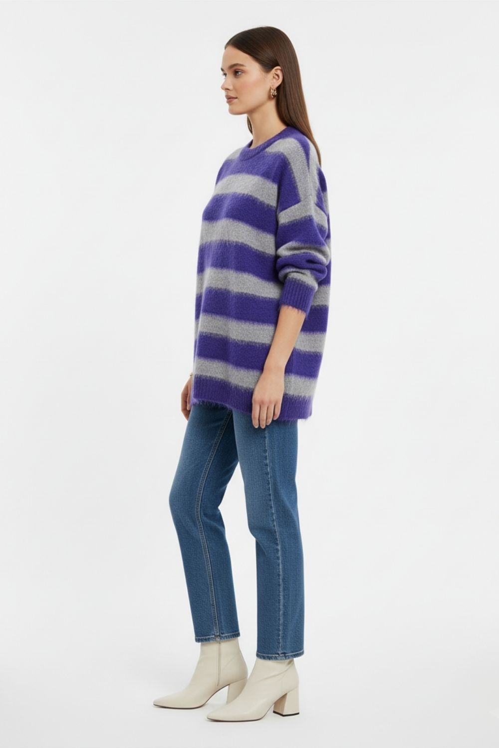 Mizalle Ekstra Oversize Düşük Kollu Gri- Mor Tüylü Triko Kazak - Mizalle