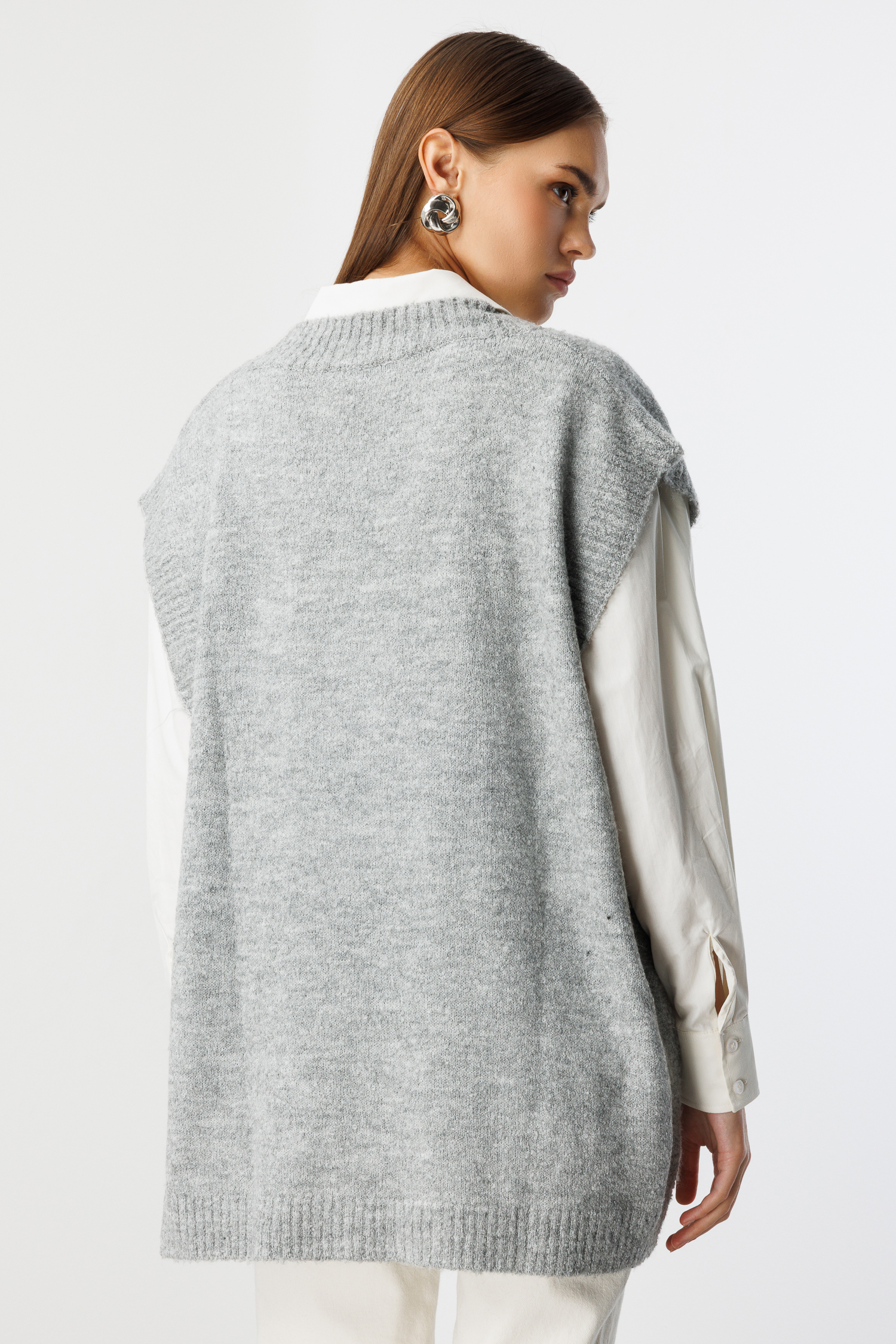 Mizalle Ekstra Oversize V Yaka Uzun Gri Süveter