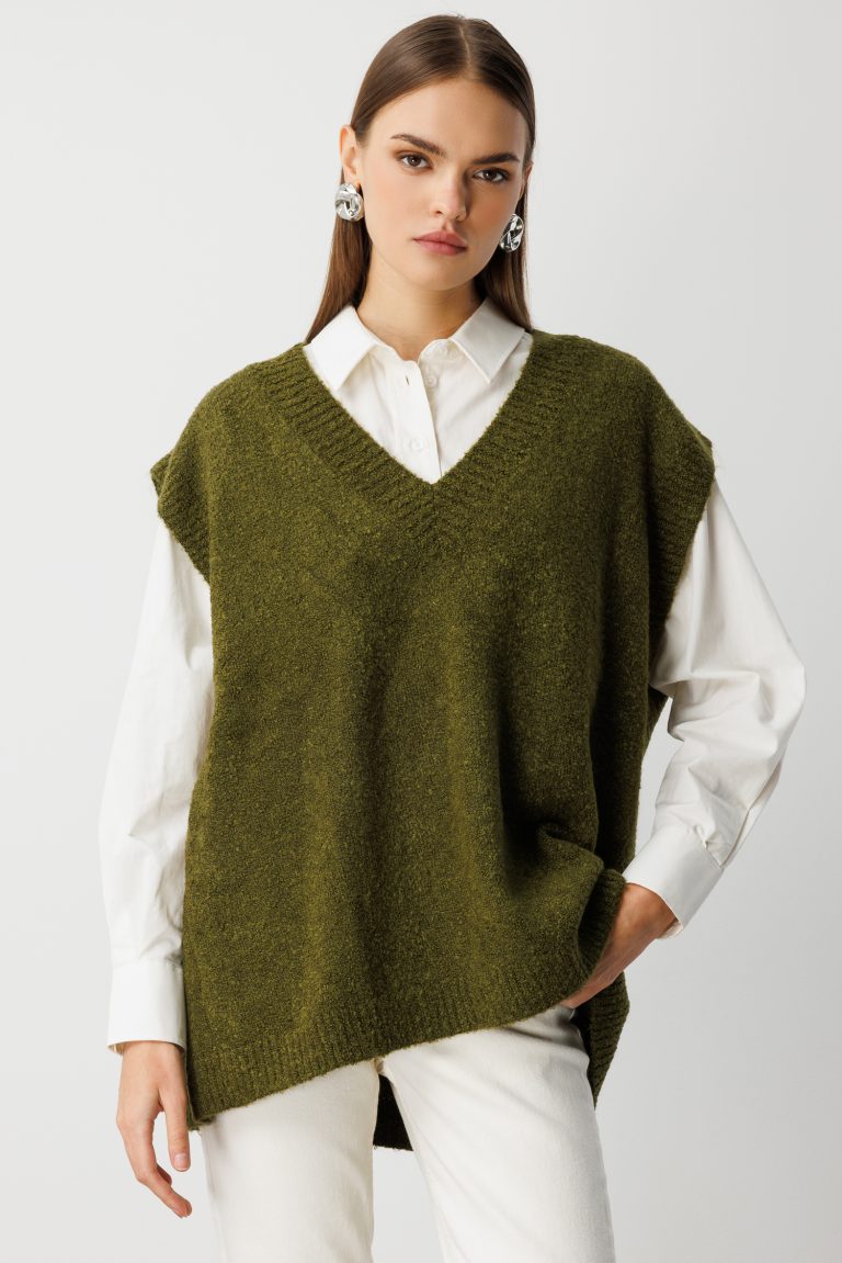 Mizalle Ekstra Oversize V Yaka Uzun Haki Süveter - Mizalle