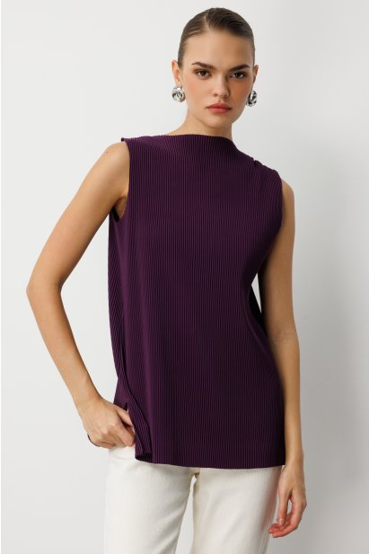 Mizalle Full İnce Pilise Mor Kolsuz Şifon Bluz - Mizalle