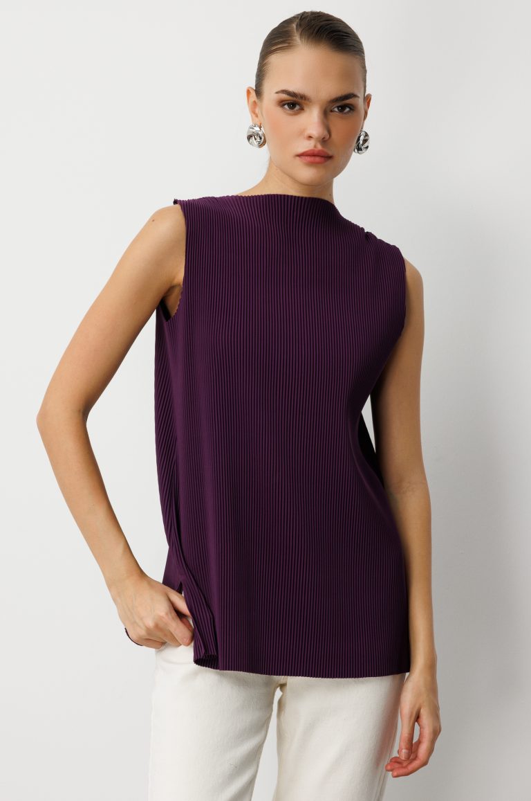 Mizalle Full İnce Pilise Mor Kolsuz Şifon Bluz - Mizalle