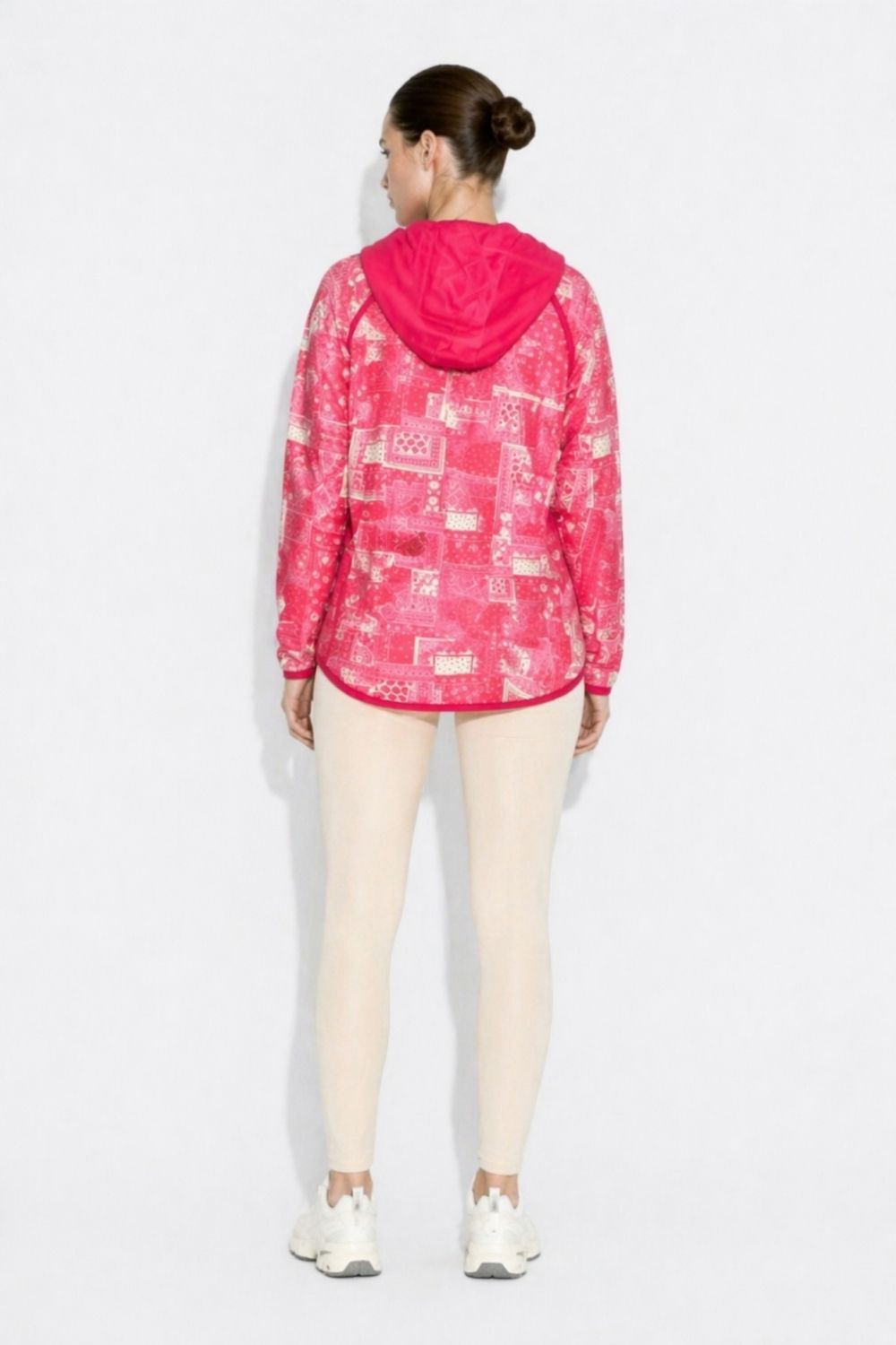 Mizalle Fuşya Etnik Desenli Kanguru Cepli Sweatshirt - Mizalle