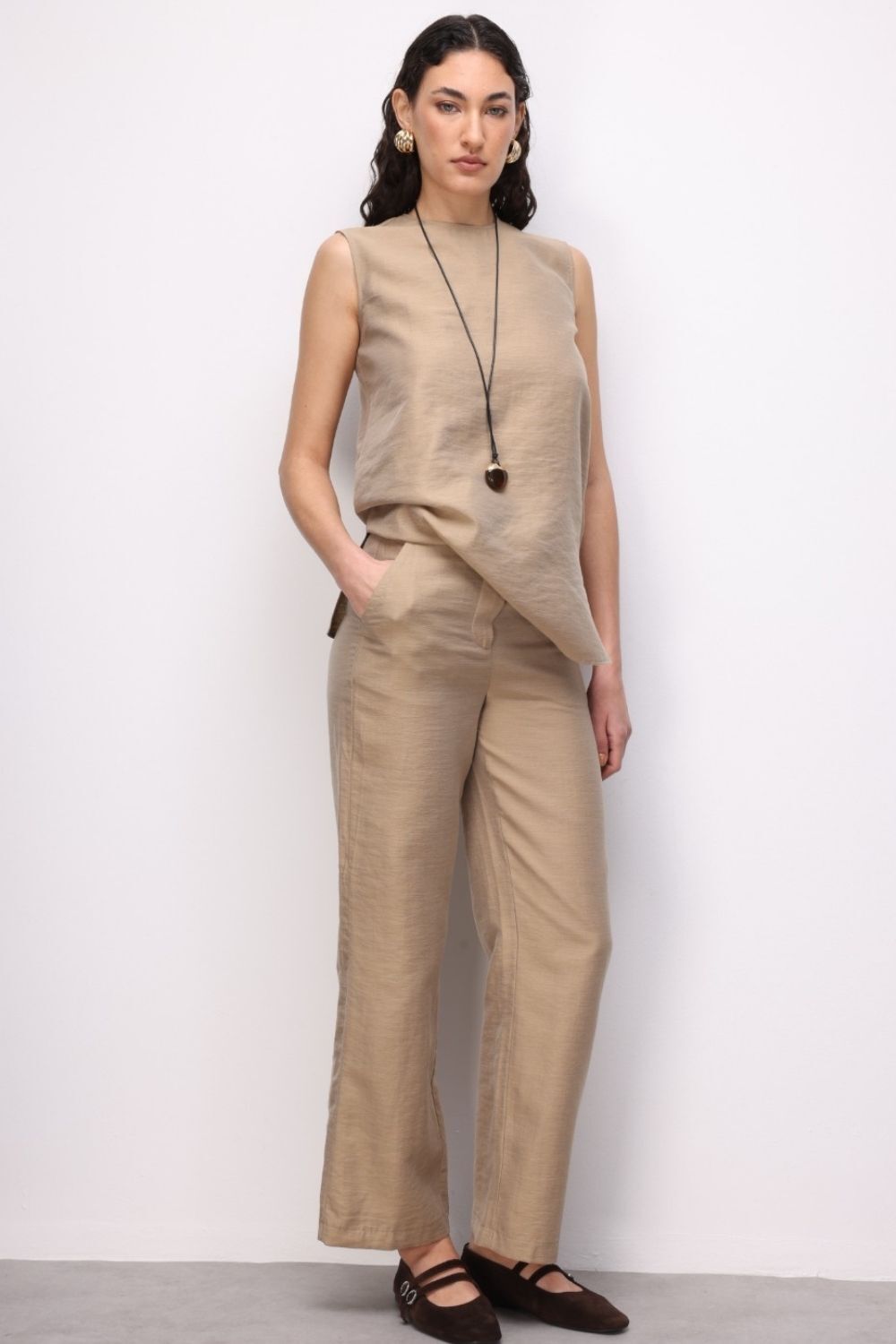 Mizalle Geniş Paça Bej Rengi Basic pantolon - Mizalle