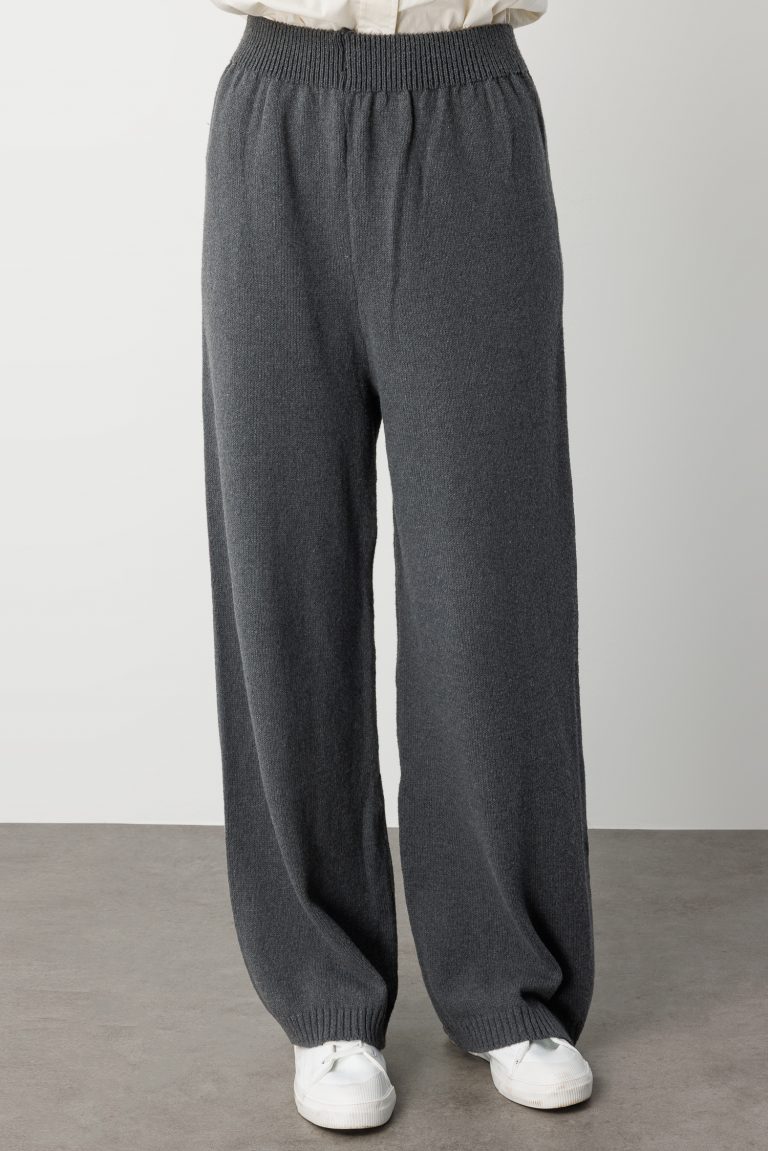 Mizalle Geniş Paça Beli Lastikli Gri Triko Jogger Pantolon - Mizalle