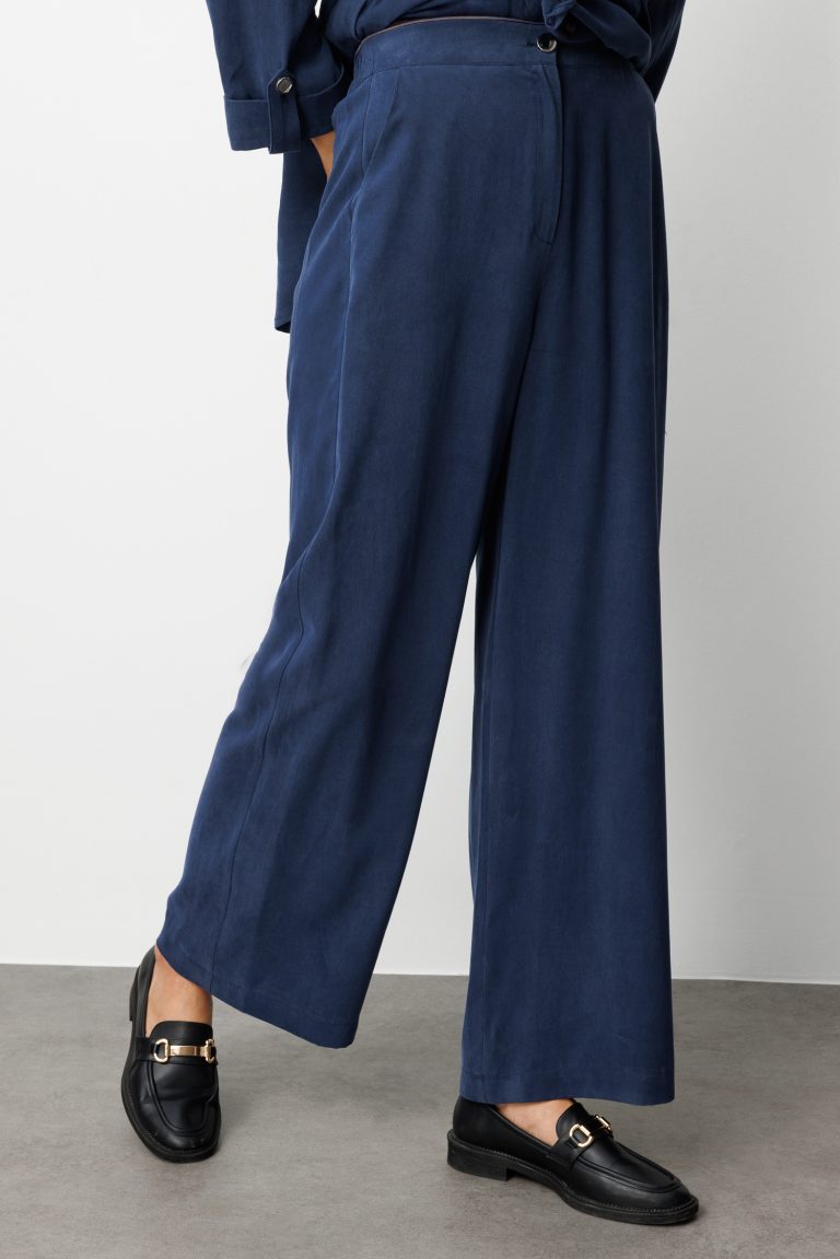 Mizalle Geniş Paça Beli Lastikli İndigo Mavi Cupro Pantolon - Mizalle