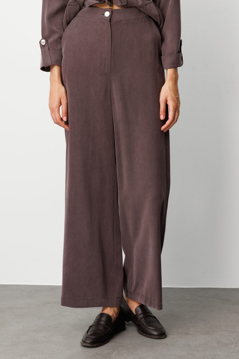 Mizalle Geniş Paça Beli Lastikli Kahverengi Cupro Pantolon - Mizalle