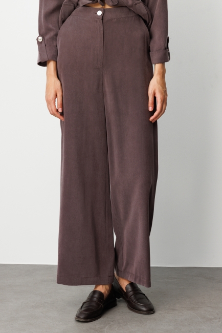 Mizalle - Mizalle Geniş Paça Beli Lastikli Kahverengi Cupro Pantolon
