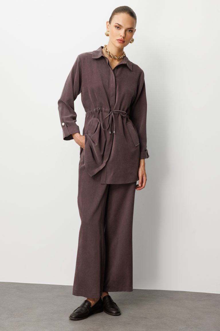 Mizalle Geniş Paça Beli Lastikli Kahverengi Cupro Pantolon - Mizalle