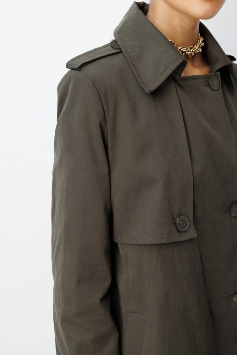 Mizalle Haki Apoletli Klasik Maxi Mac Trençkot - Mizalle
