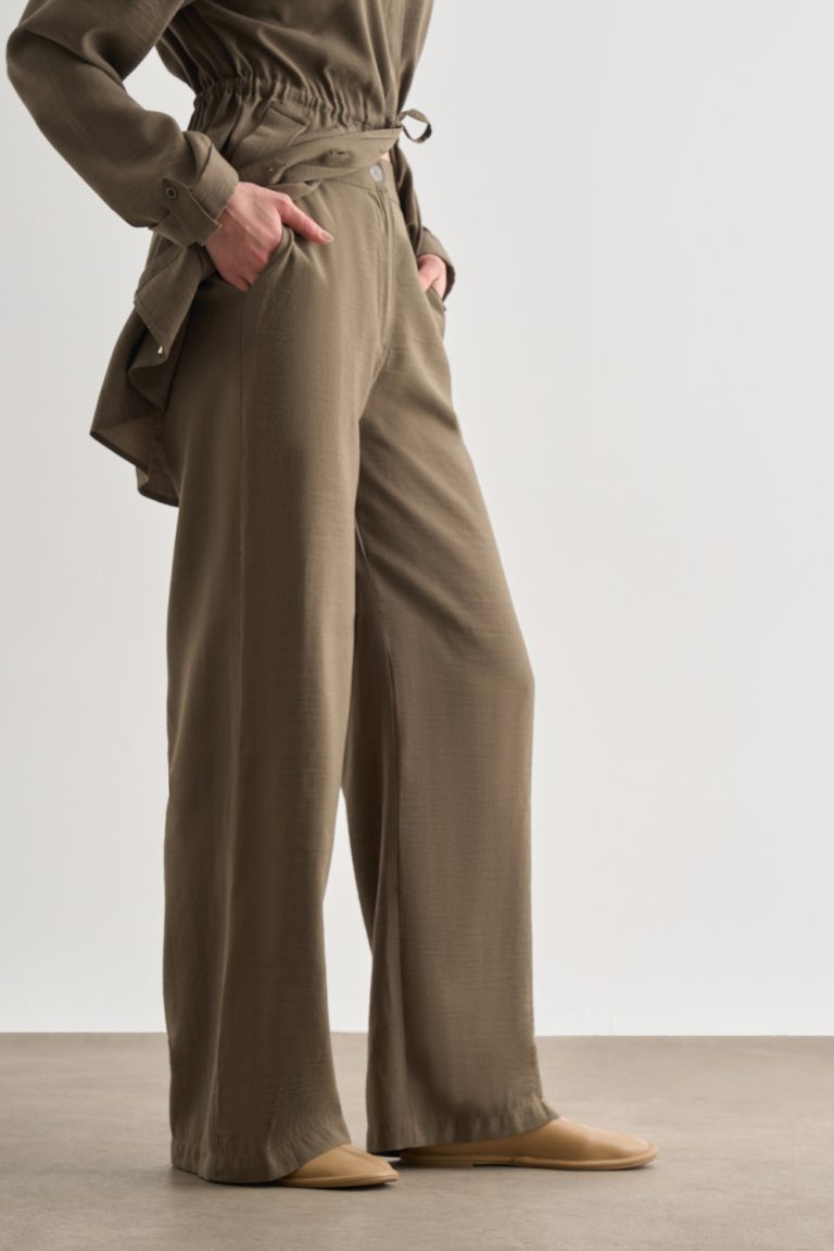 Mizalle Haki Rahat Kesim Geniş Paçalı Modal Pantolon - Mizalle