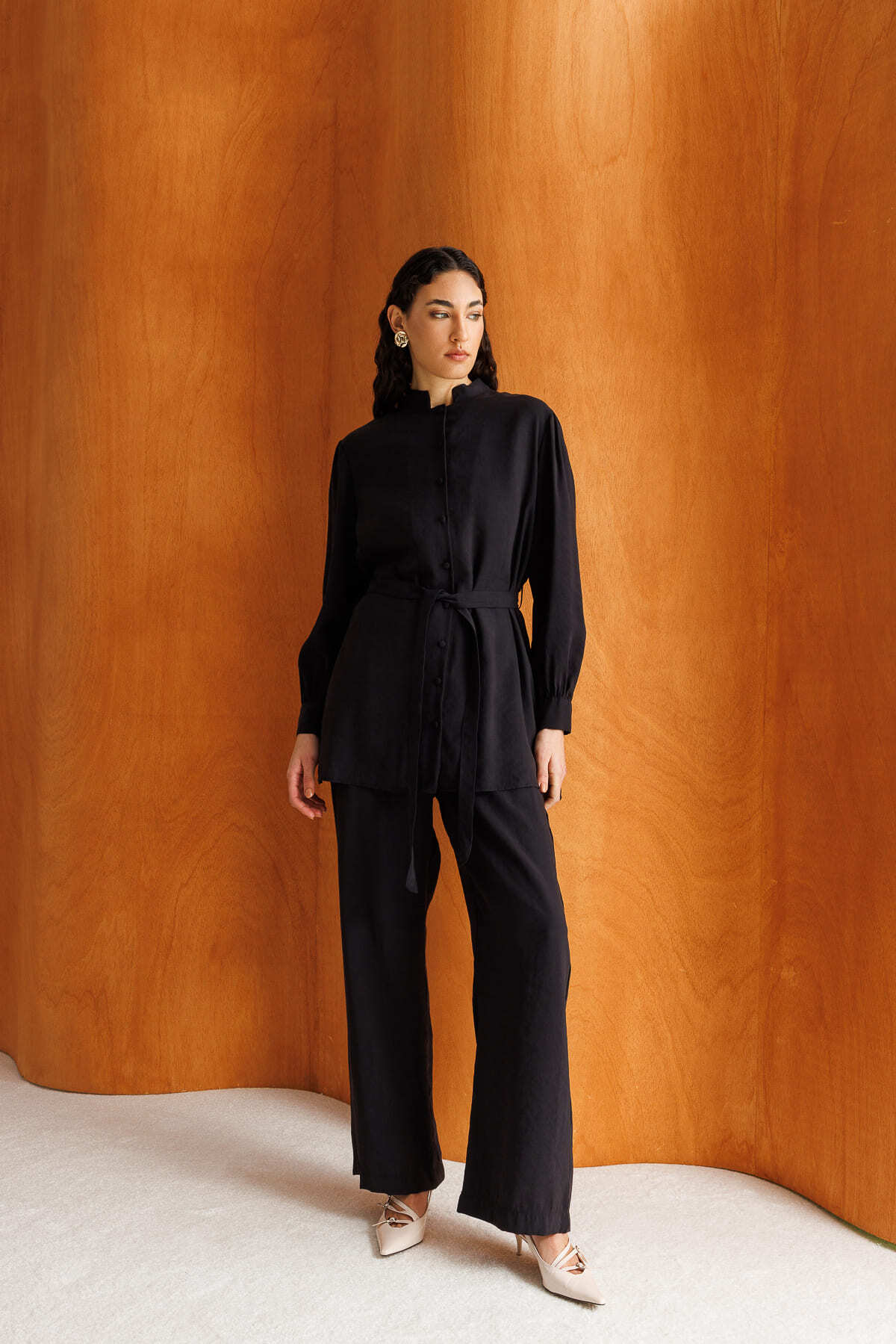 Mizalle Hakim Yaka Modal Dokulu Siyah Tunik - 3